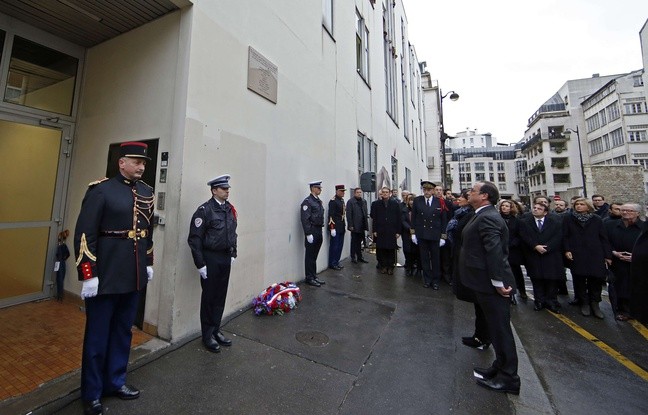 France : plaques à la mémoire des victimes des attentats de janvier dévoilées - ảnh 1